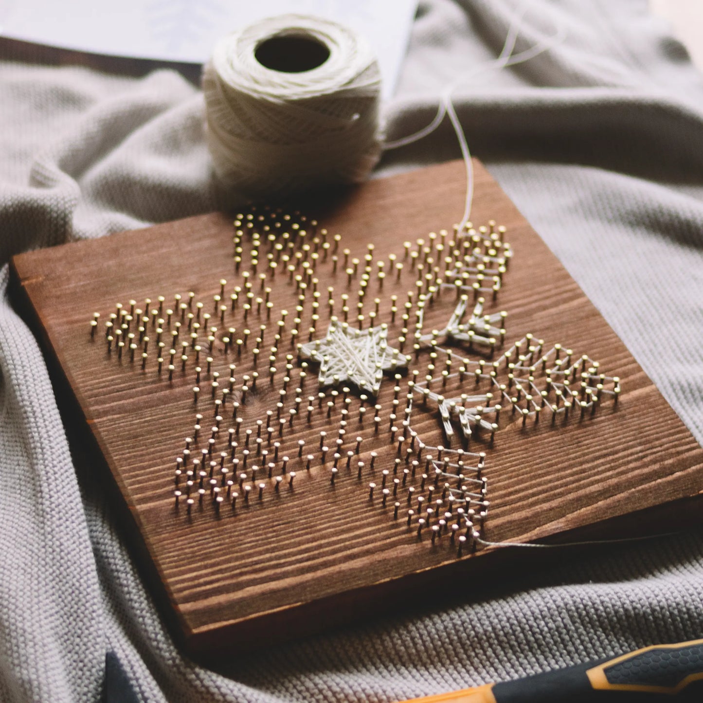 Snowflake String Art Pattern: Create Beautiful Winter Decor