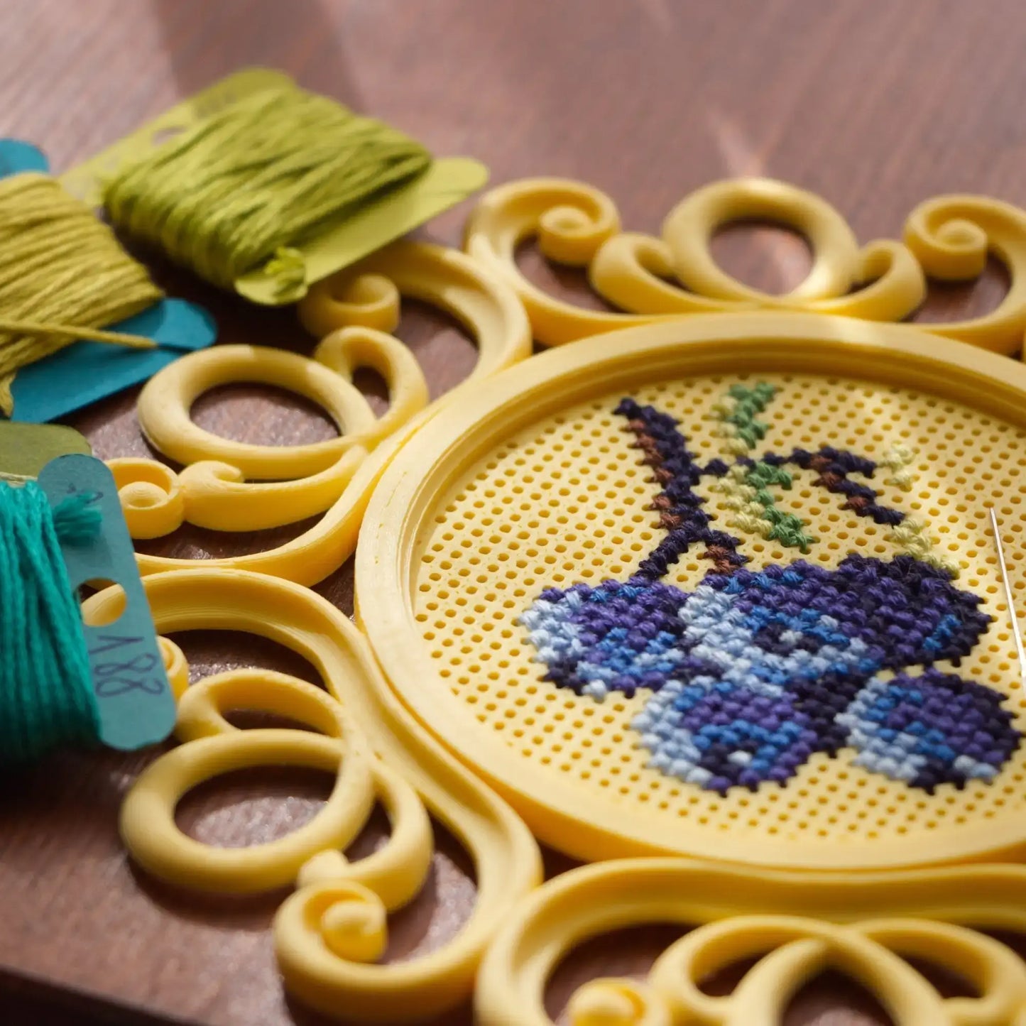 Cross Stitch Frame – Round Stitchable Cross Stitch Frame