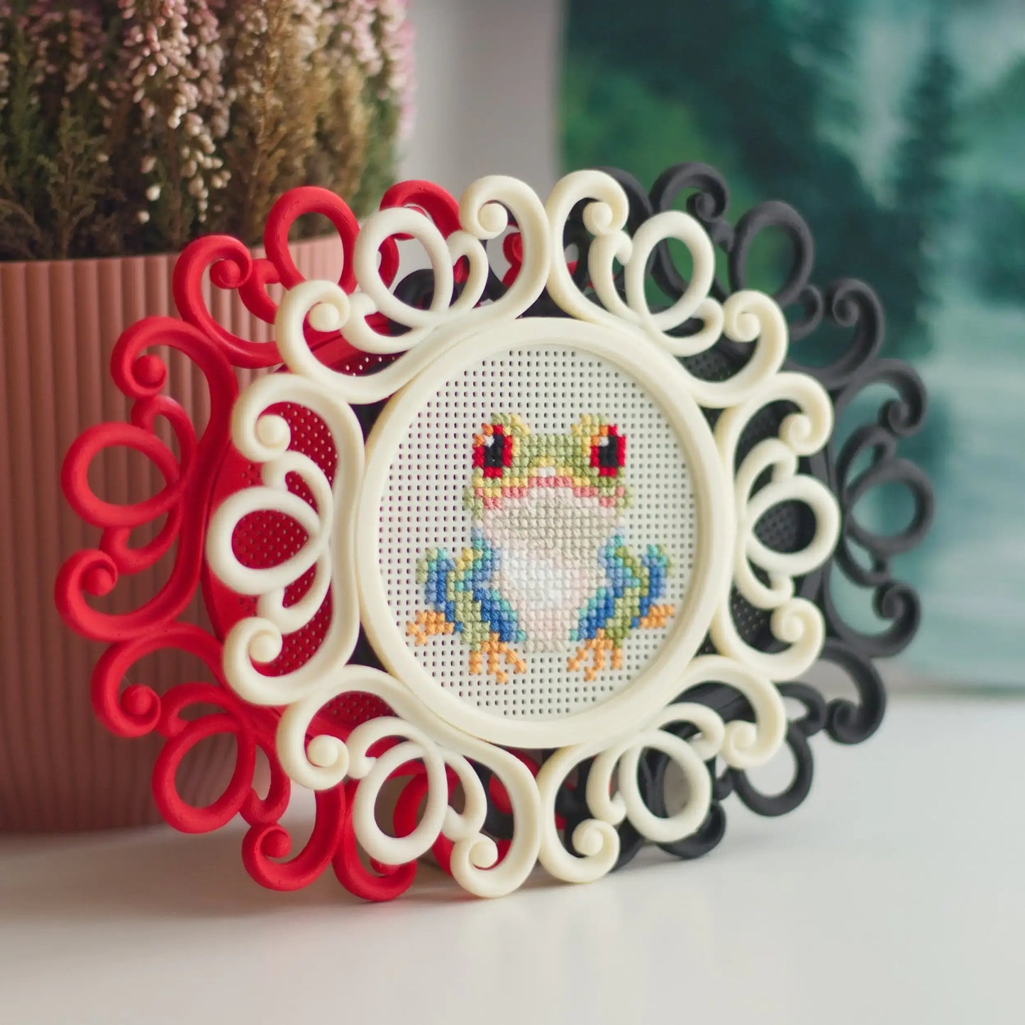 Cross Stitch Frame – Round Stitchable Cross Stitch Frame