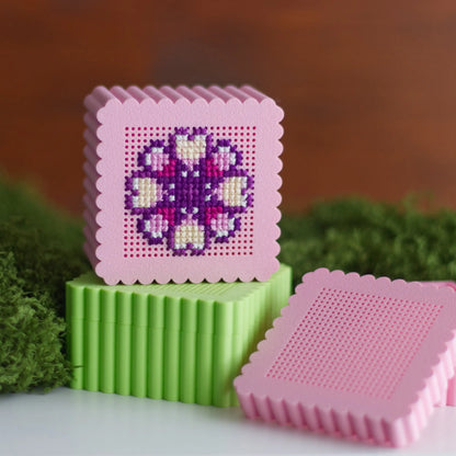 Square Cross Stitch Box – Stitchable Embroidery Base