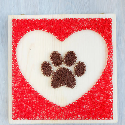 string art paw - adjust the colors of the pattern to suit your needs