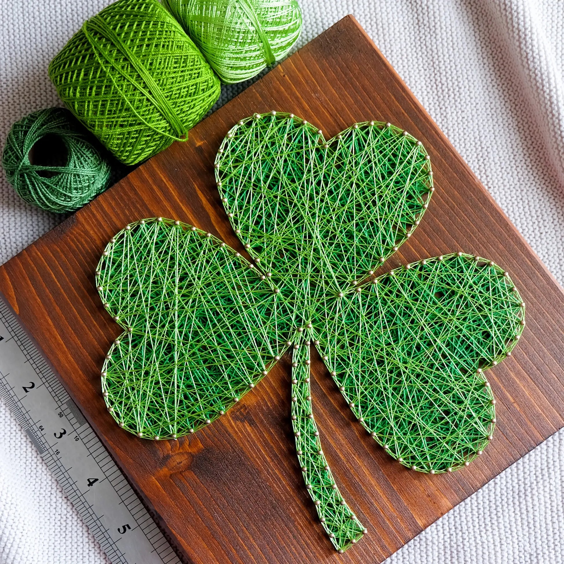 Shamrock String Art Pattern: Bring Luck to Your Space Shamrock String Art Pattern: Bring Luck to Your Space